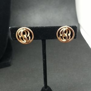 Non-pierced earrings